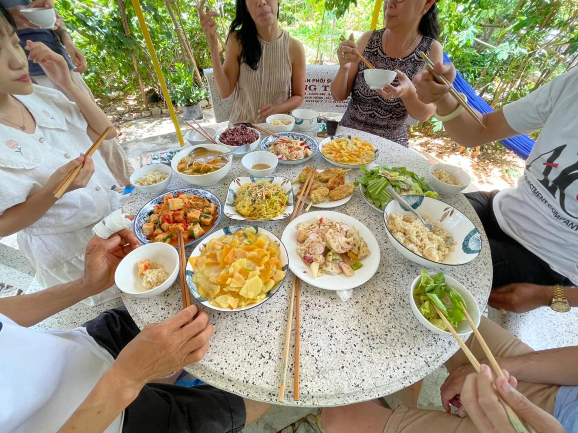 Duc Luu Quang Hotel Binh Thuan Tuy Phong Екстер'єр фото